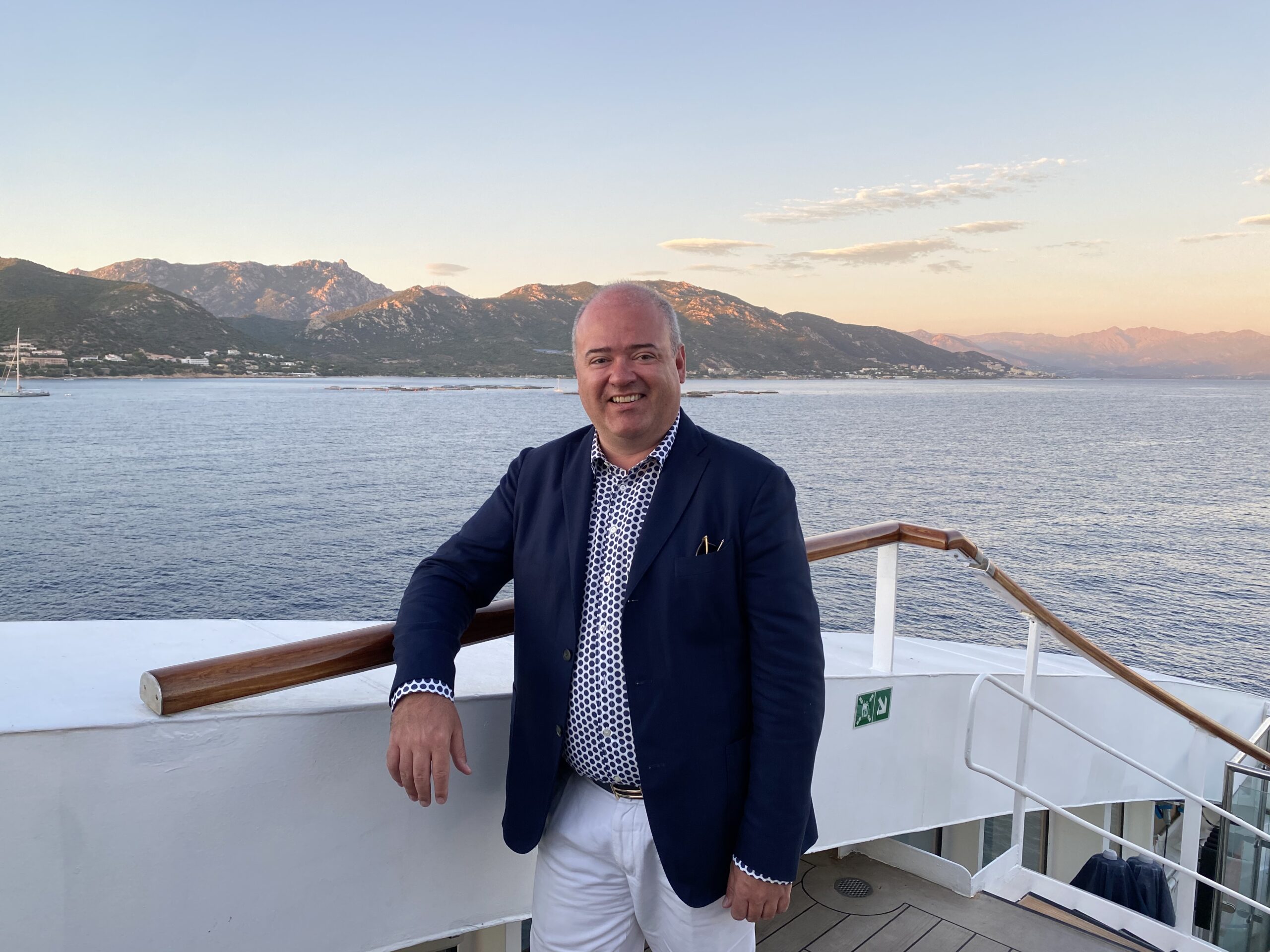 Cruise specialist Glenn Stevens | Mira Tours – Reisbureau Haacht